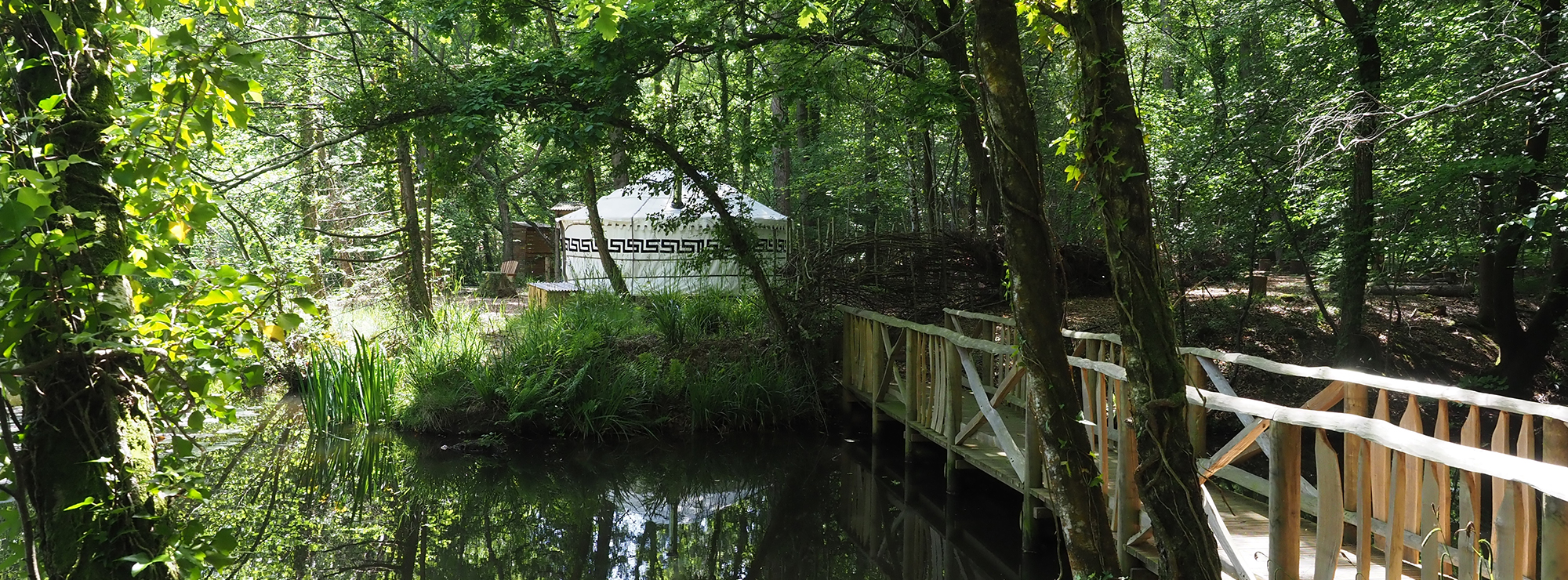 Barefoot and Bower Lakeside Yurts, glamping in May Hill, Forest of Dean, Gloucestershire, Mayhill camping and retreat